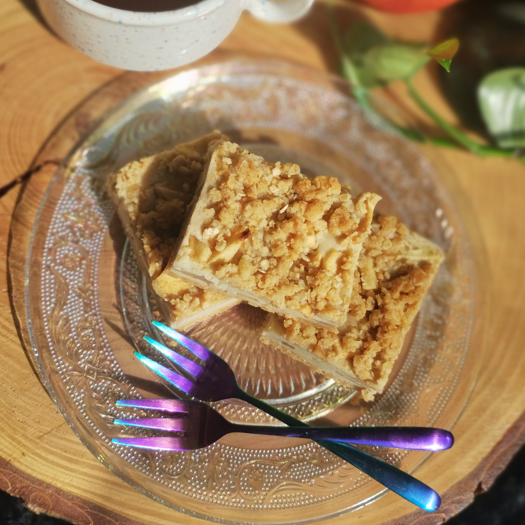 apple crumble cheesecake