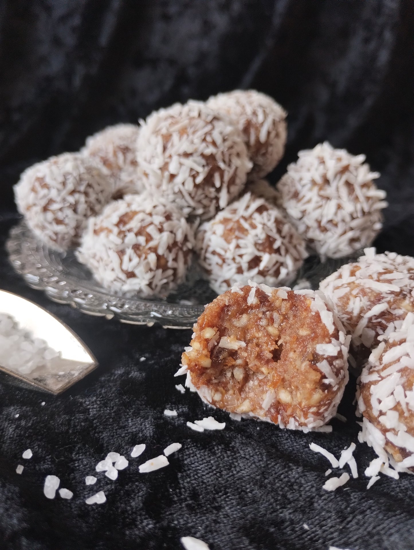 Caramel seasalt blissballs